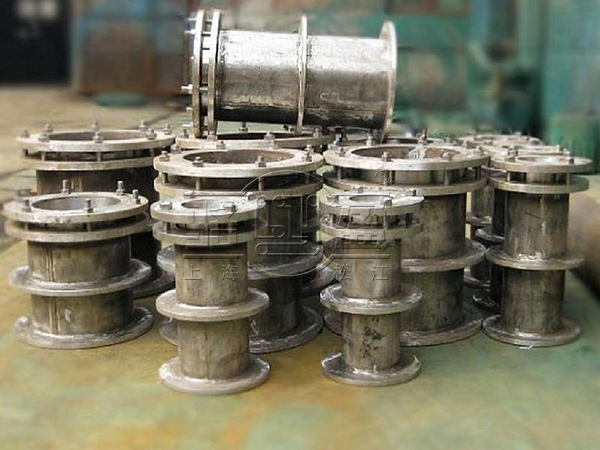 美標(biāo)襯四氟橡膠接頭實圖