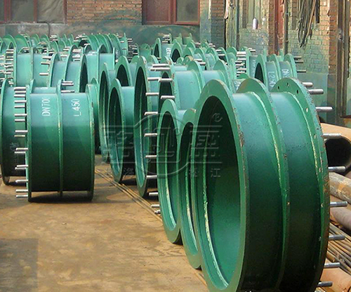 大口徑橡膠接頭出口發(fā)貨圖