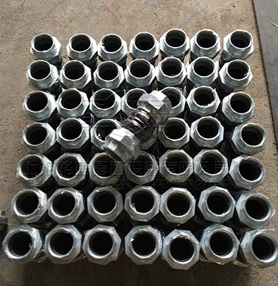 DN80<a href=http://m.cdjdjjwz.cn.cn target=_blank class=infotextkey>絲扣橡膠接頭</a>